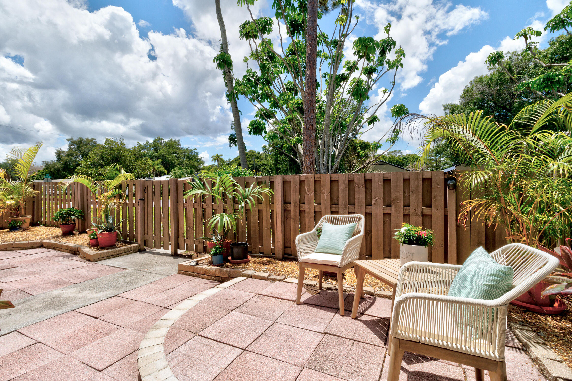 SANDALWOOD OF VERO - Residential