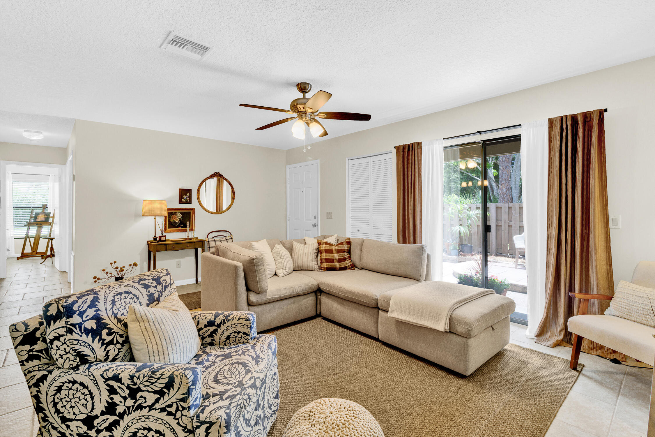 SANDALWOOD OF VERO - Residential