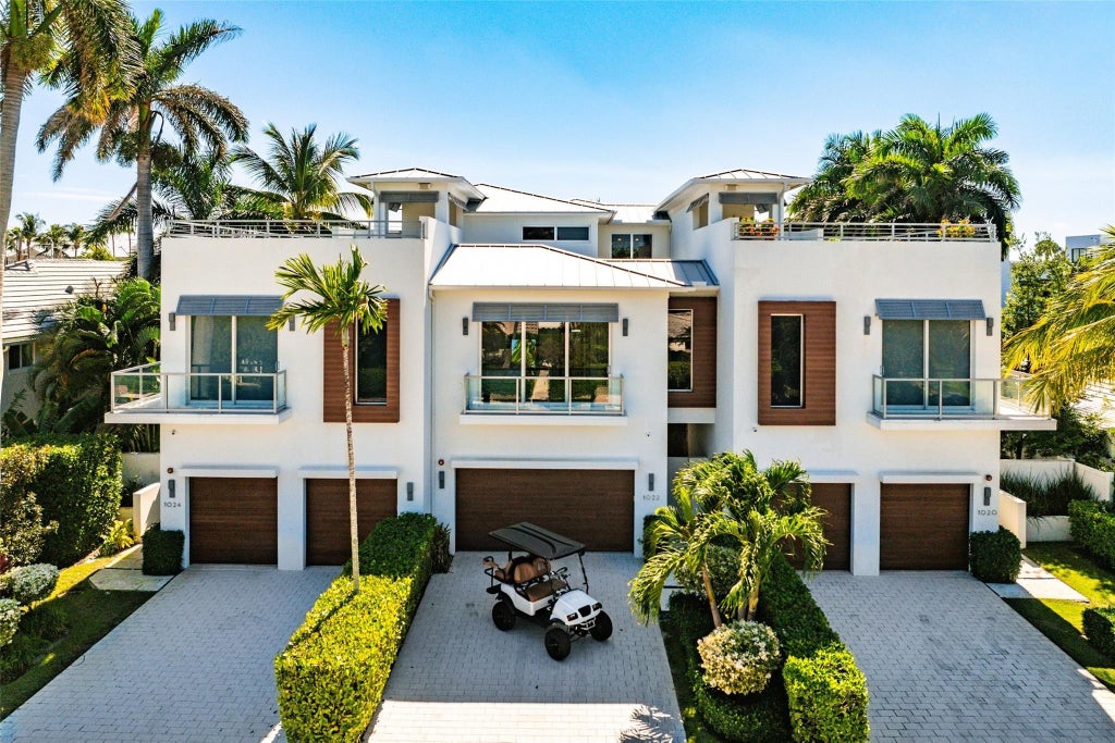 Photo of 1022 Langer Way, Delray Beach, FL 33483 (MLS # B26078104)
