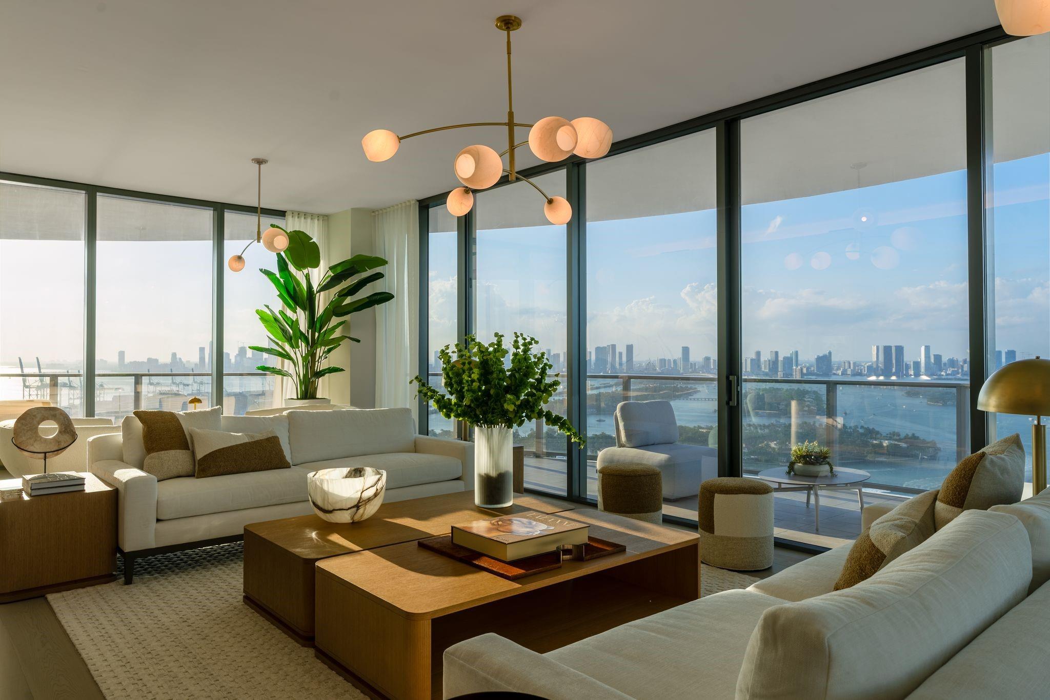 501 West Ave 3903/3904