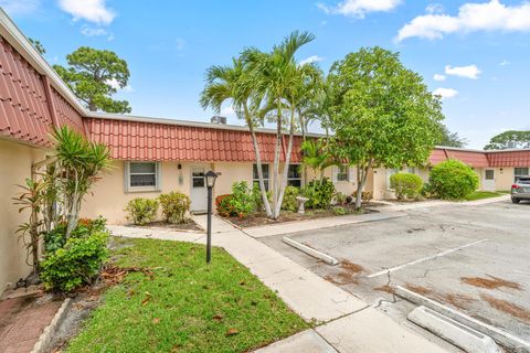 A home in Lake Worth