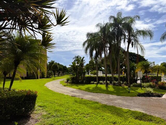 LAVERS DELRAY RACQUET CLUB CONDO - Residential Lease