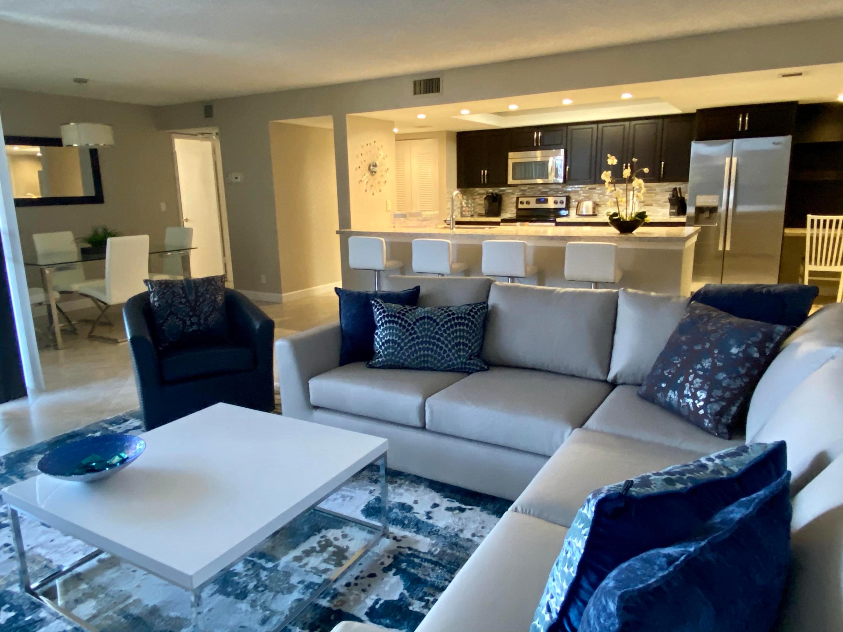 LAVERS DELRAY RACQUET CLUB CONDO - Residential Lease
