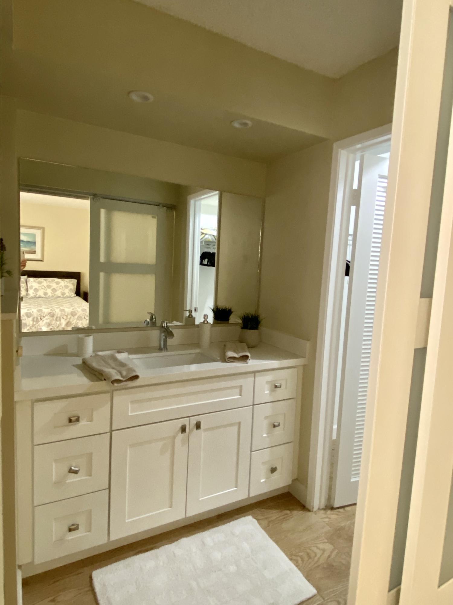 LAVERS DELRAY RACQUET CLUB CONDO - Residential Lease