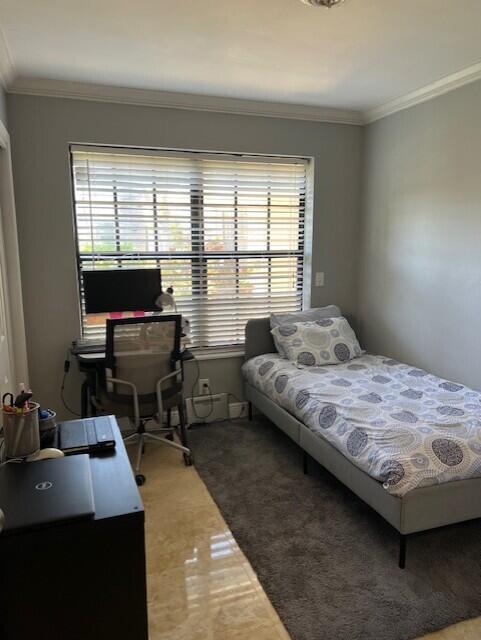 IMPERIAL POINT 1 SEC - Residential