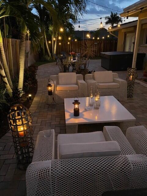 IMPERIAL POINT 1 SEC - Residential