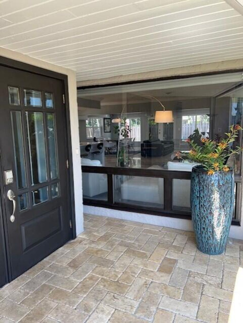 Photo of 5880 NE 22nd Avenue, Fort Lauderdale, FL 33308 (MLS # B26020414)