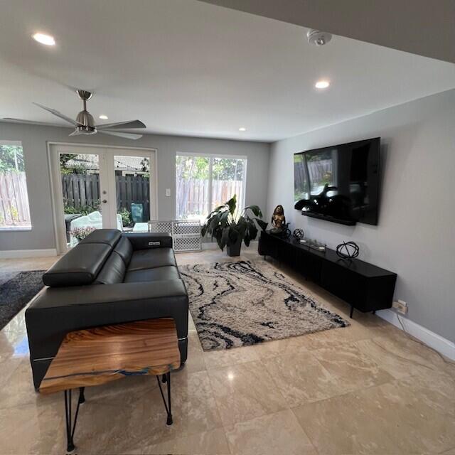 IMPERIAL POINT 1 SEC - Residential