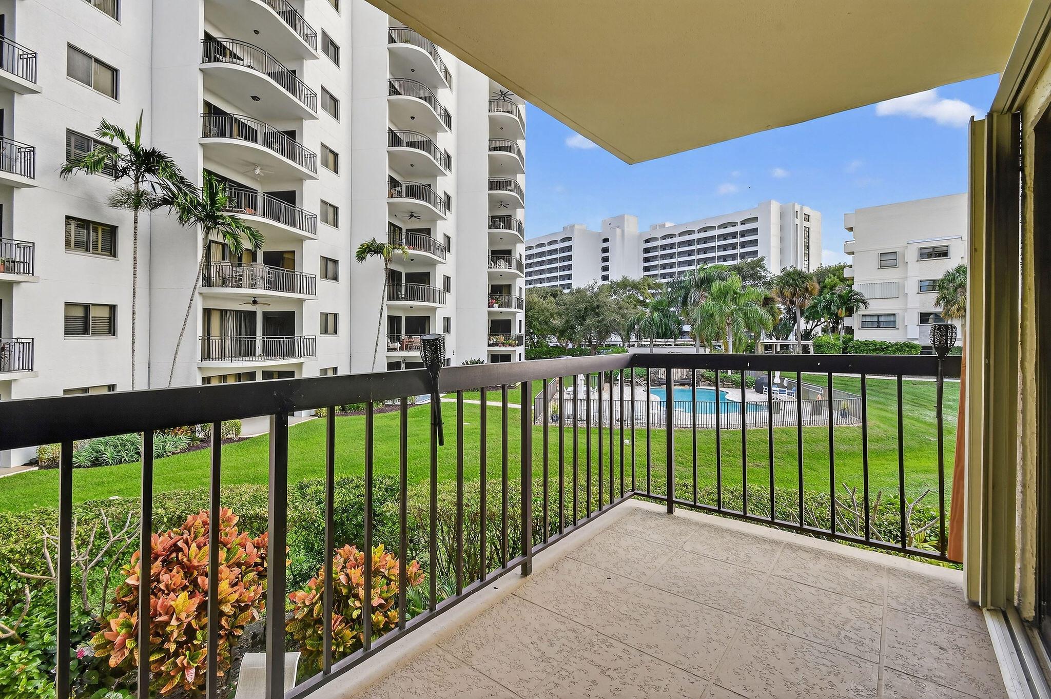 EVERGLADES OF NORTH PALM - Residential