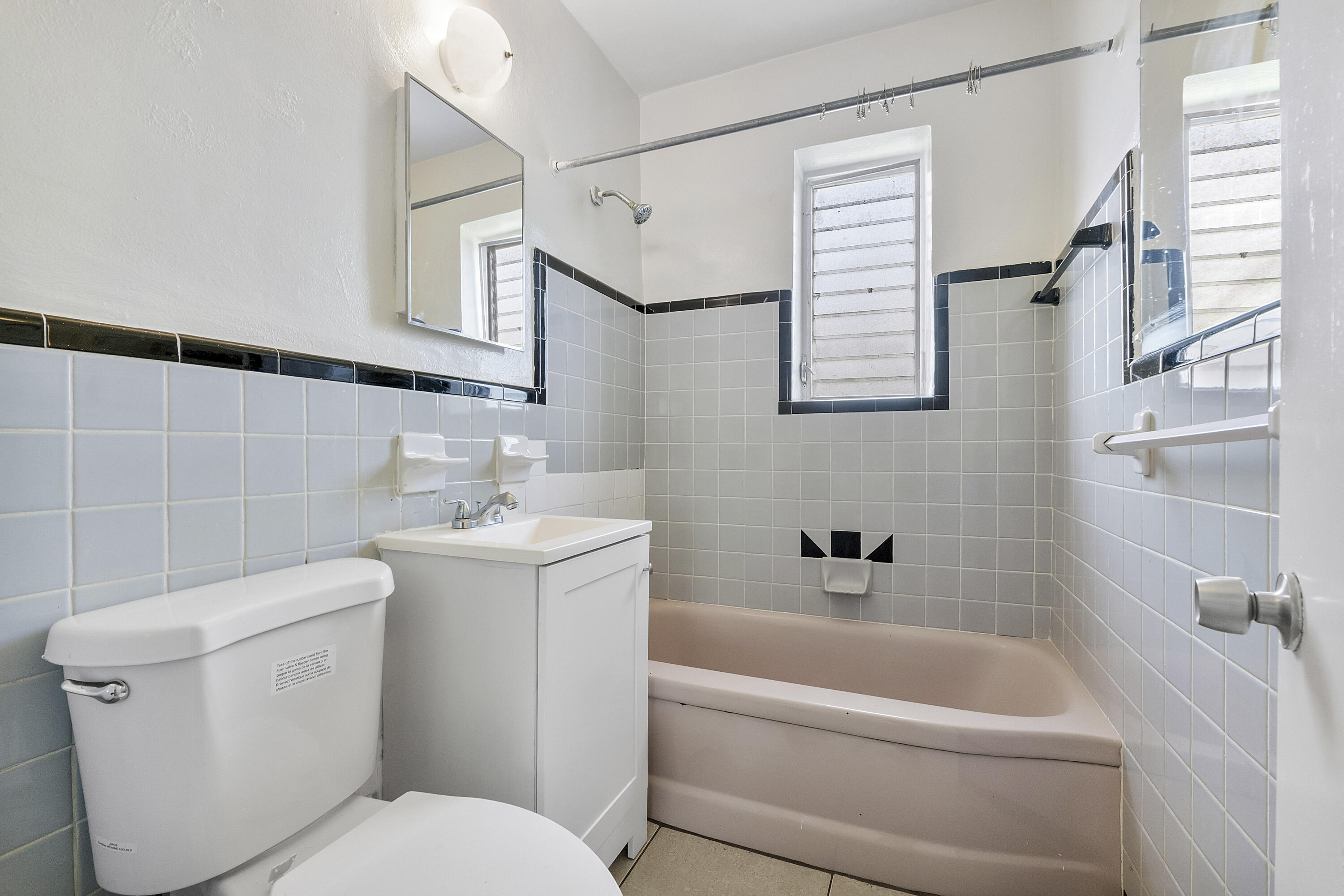 GREEN PASTURES - Residential Lease