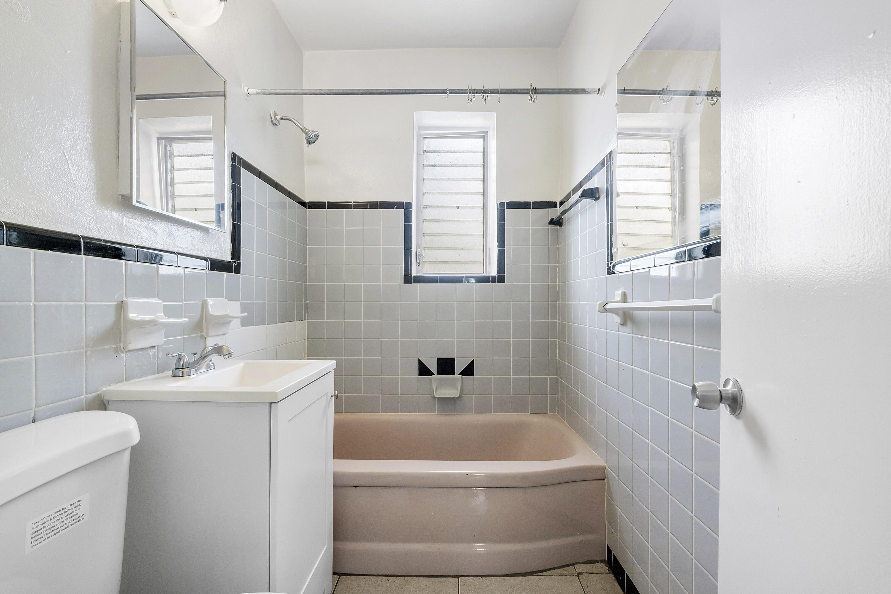 GREEN PASTURES - Residential Lease