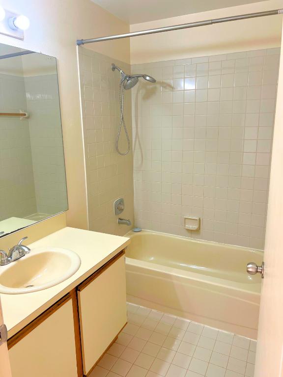 DIXIE PARK ADDITION - Residential Lease