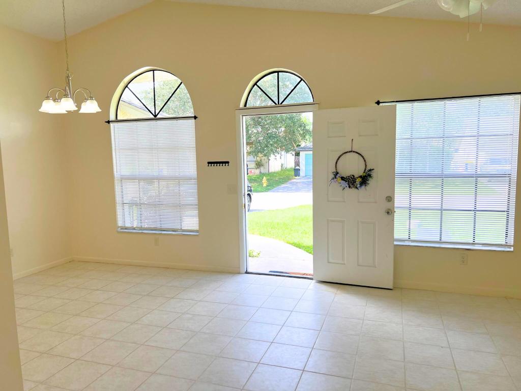 DIXIE PARK ADDITION - Residential Lease