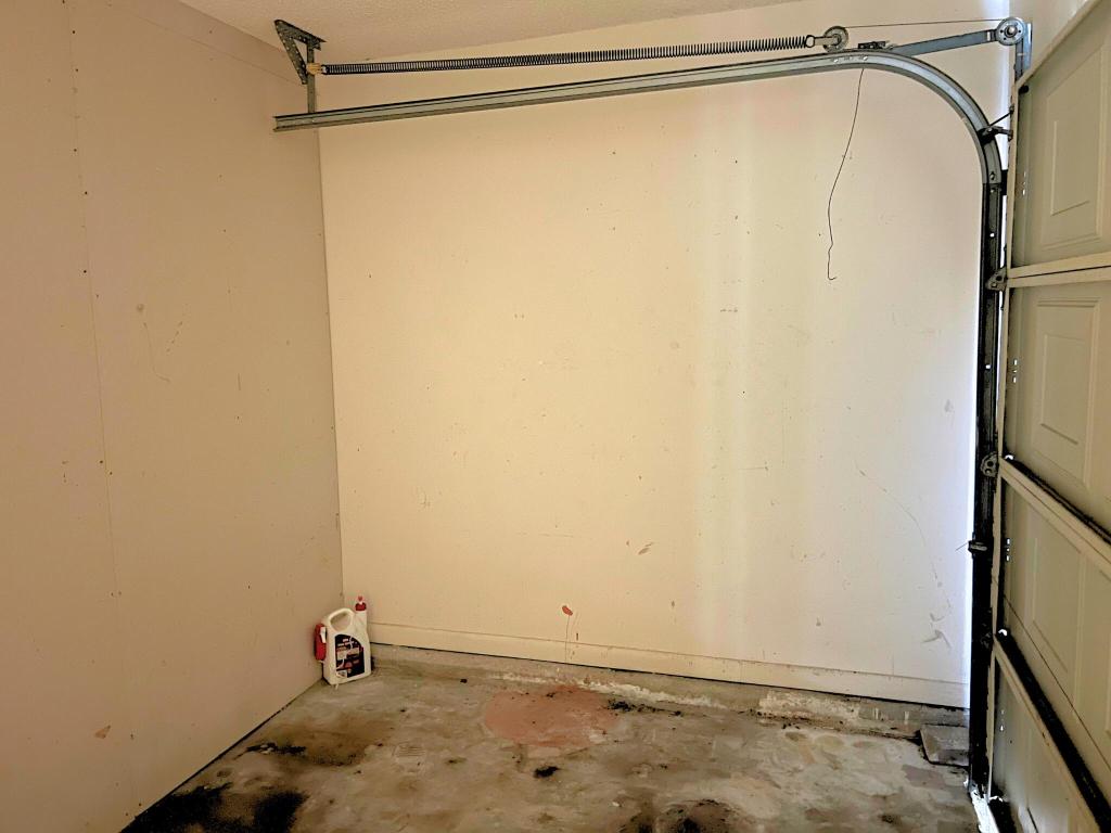 DIXIE PARK ADDITION - Residential Lease