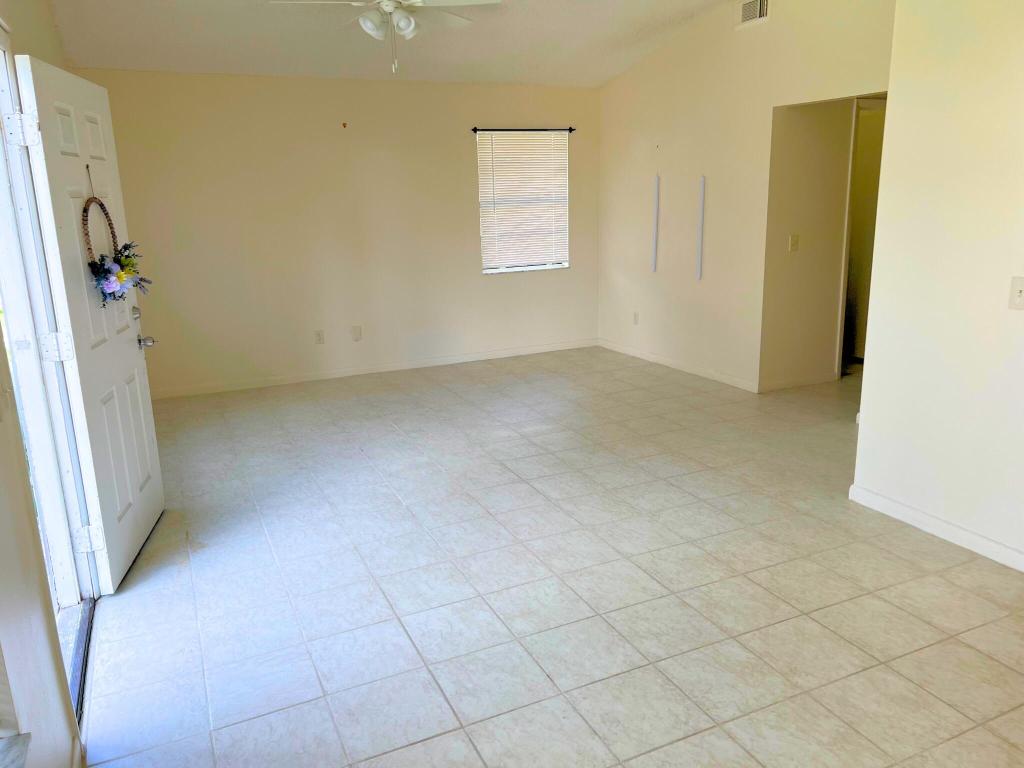 DIXIE PARK ADDITION - Residential Lease