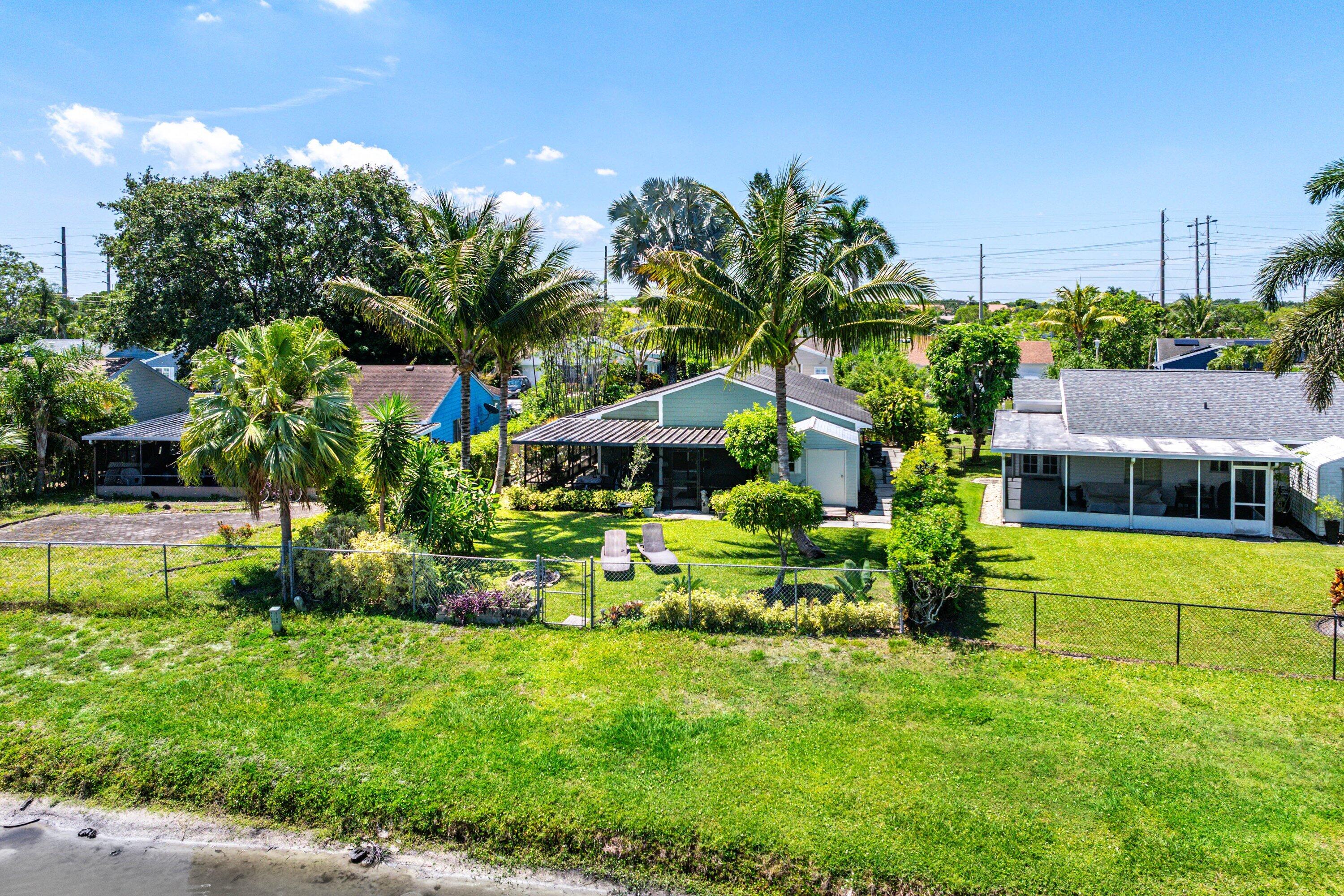TARTAN LAKES 1 - Residential