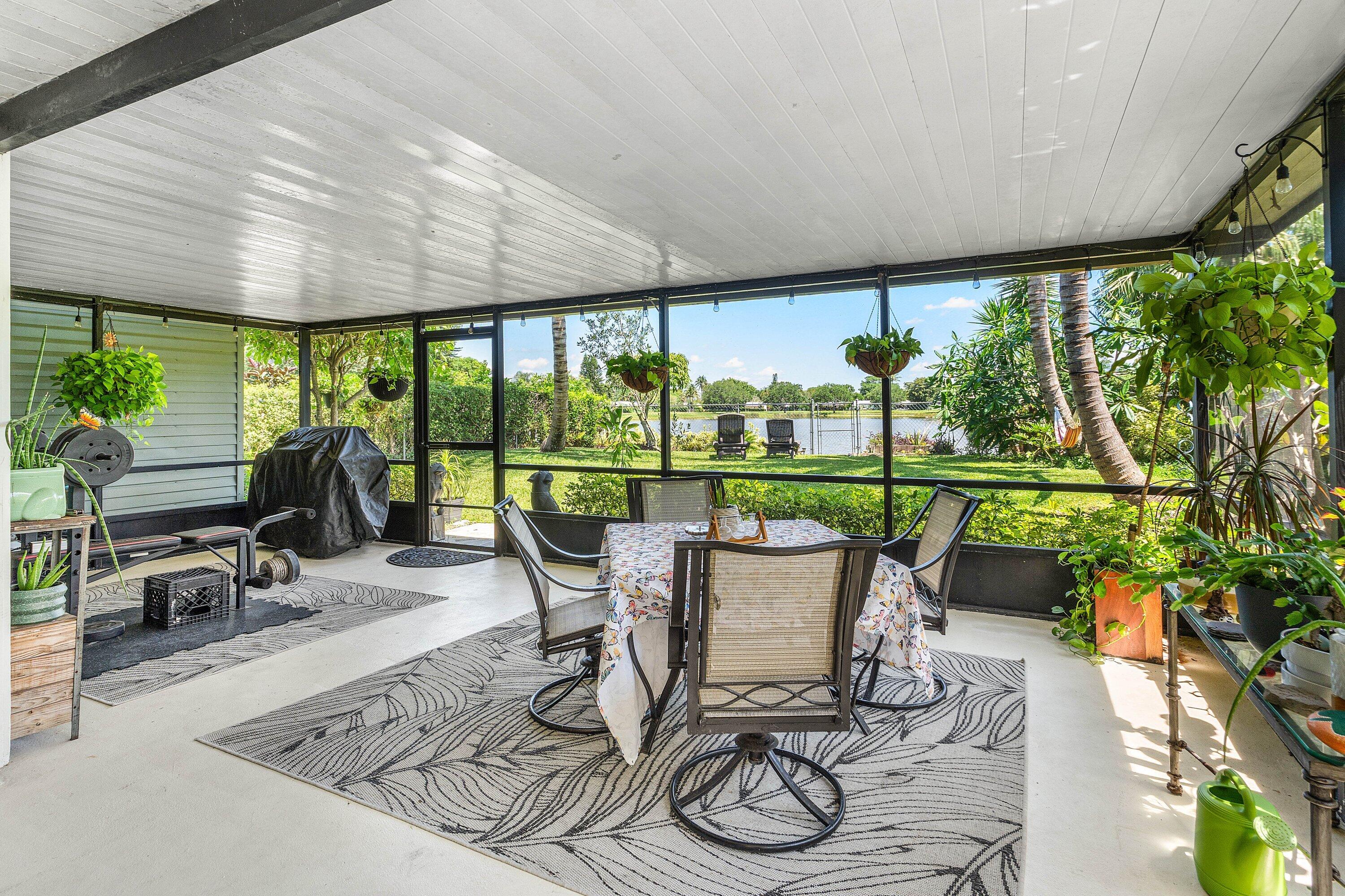 TARTAN LAKES 1 - Residential