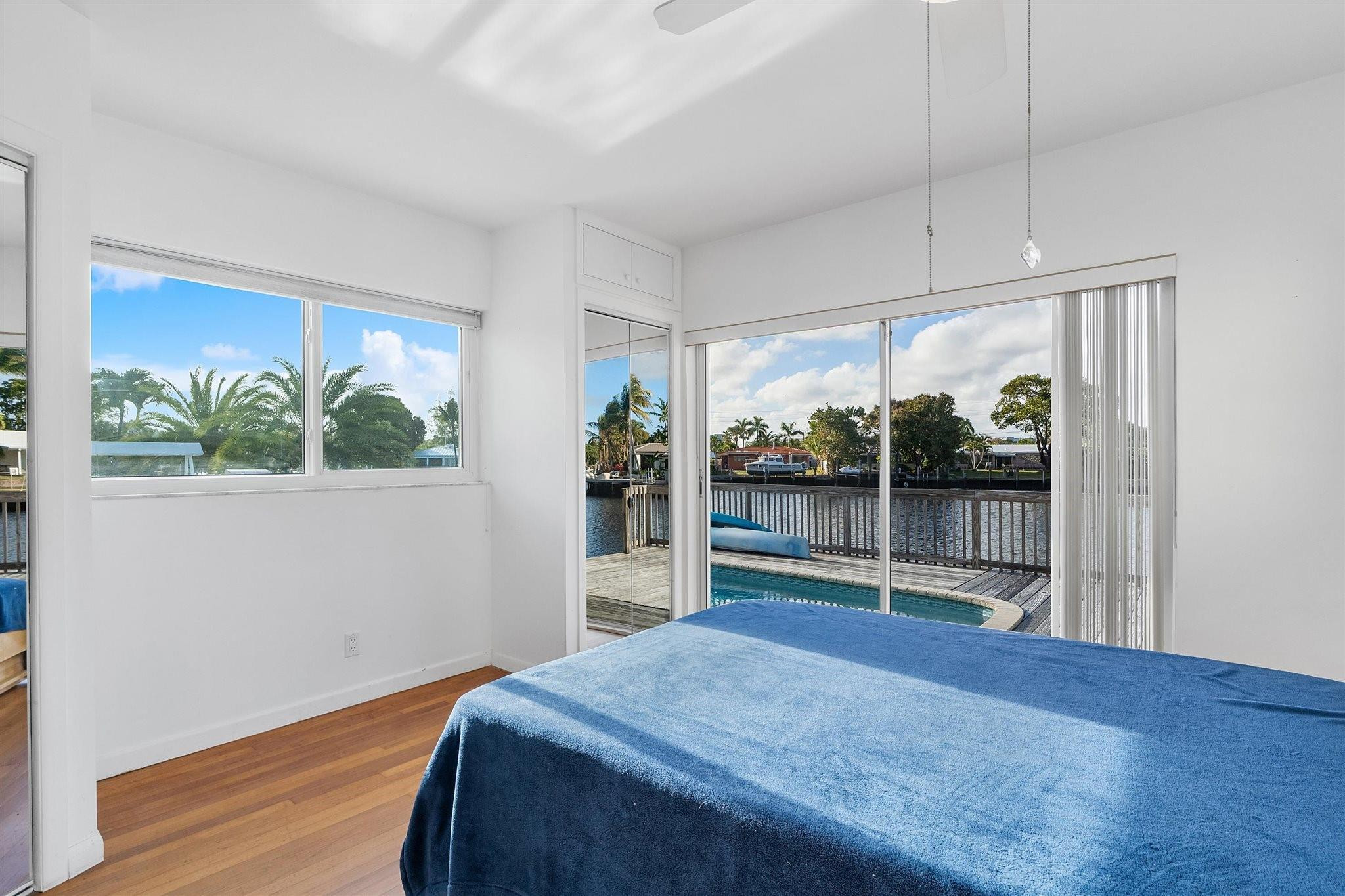 Poinsettia Heights River - Residential