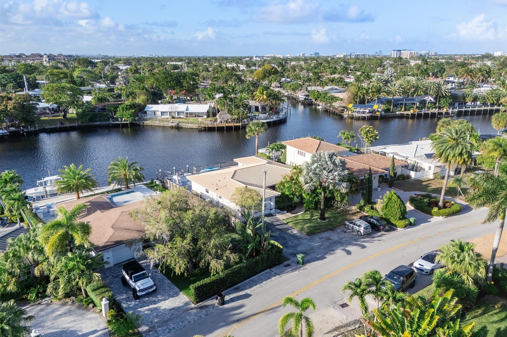 Poinsettia Heights River - Residential