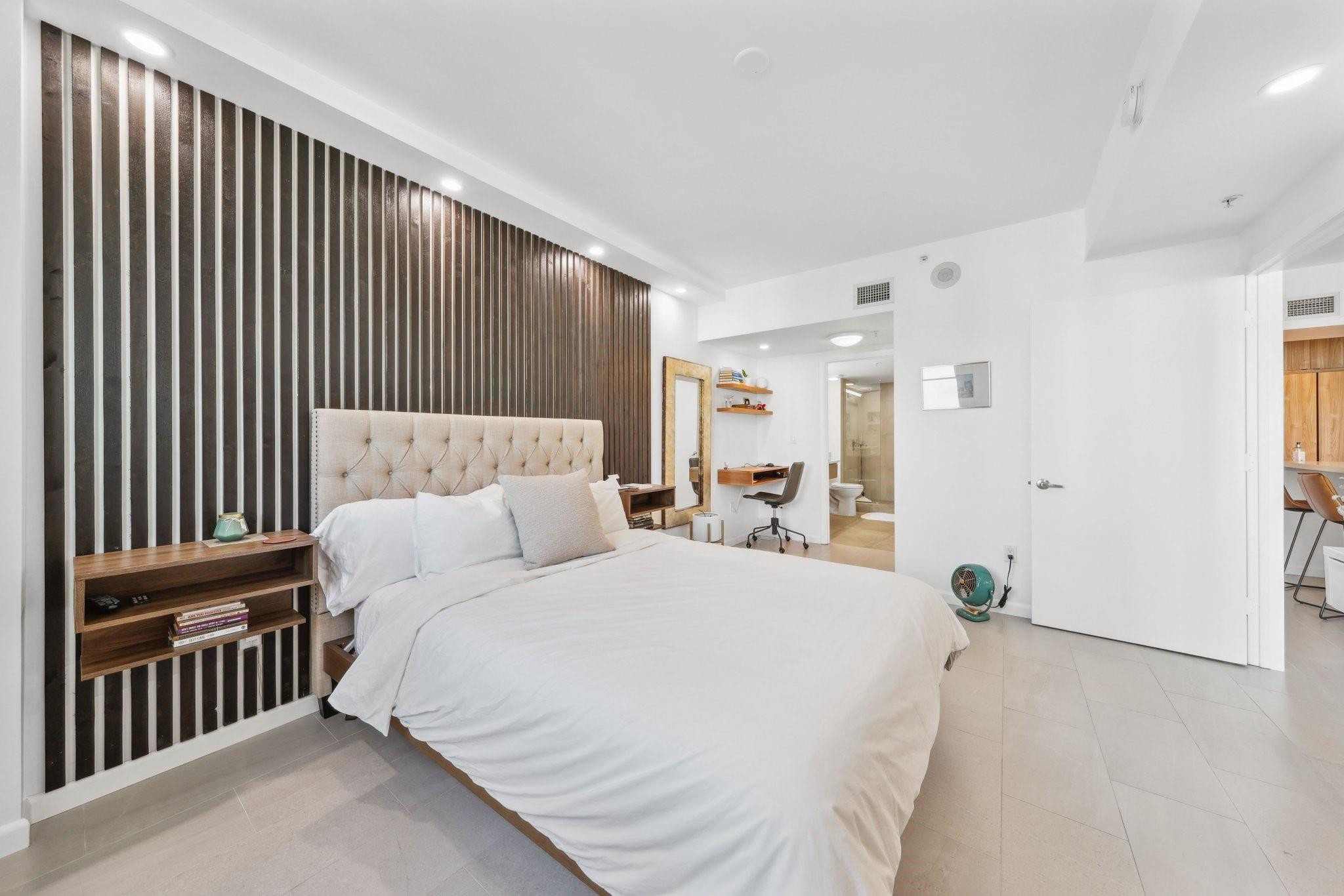 TIDES AT BRIDGESIDE SQUARE - Residential Lease