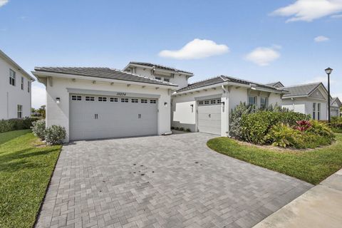 Property photo of 15234 Wildwood Circle, Westlake, FL 33470
