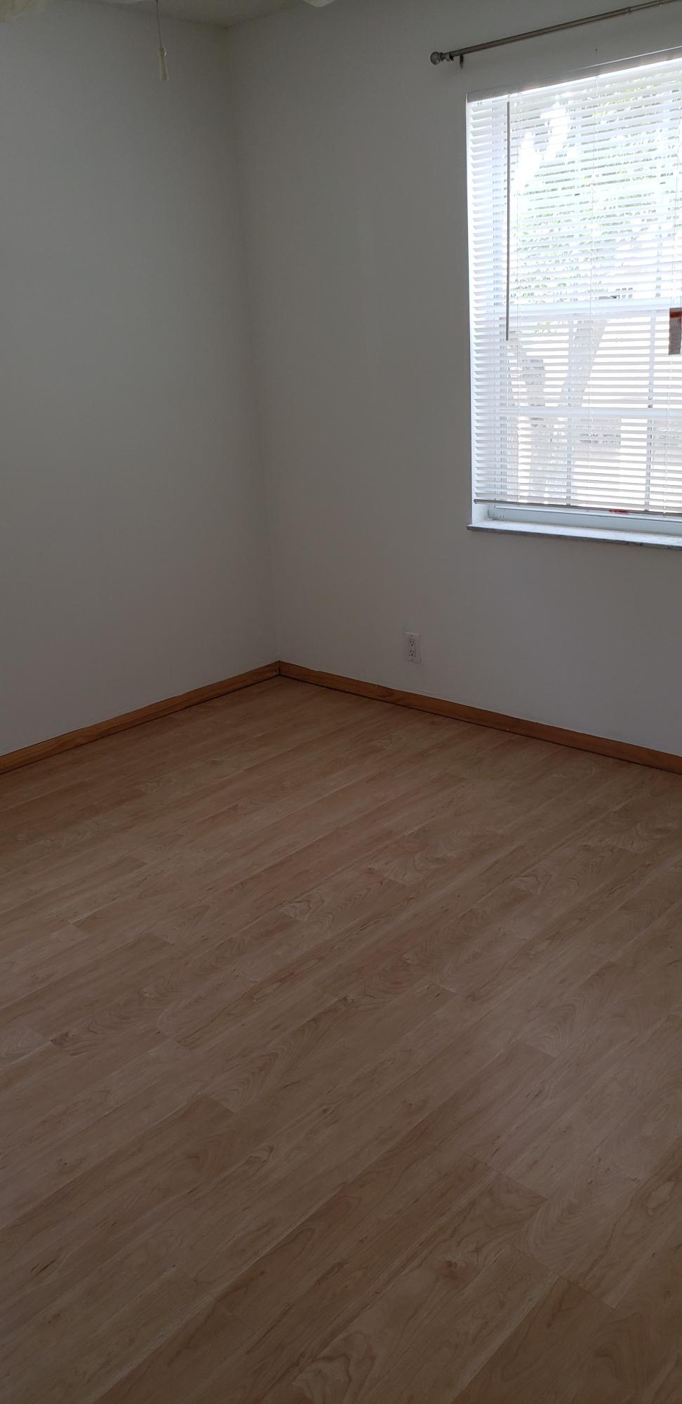 CARRIAGE HOUSES I CONDO - Residential Lease