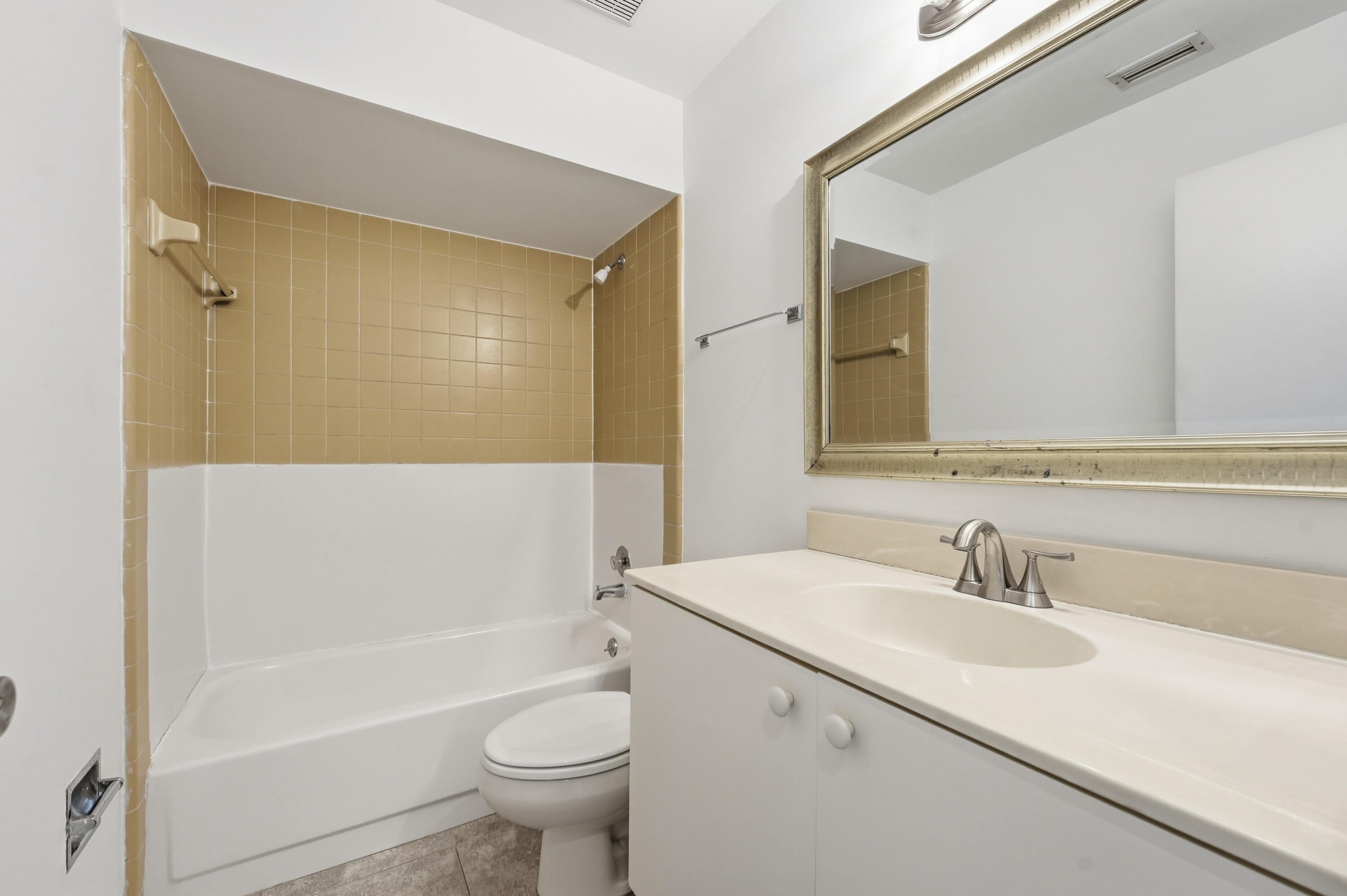 PORT ST LUCIE FLORESTA PINES UNIT 2 - Residential