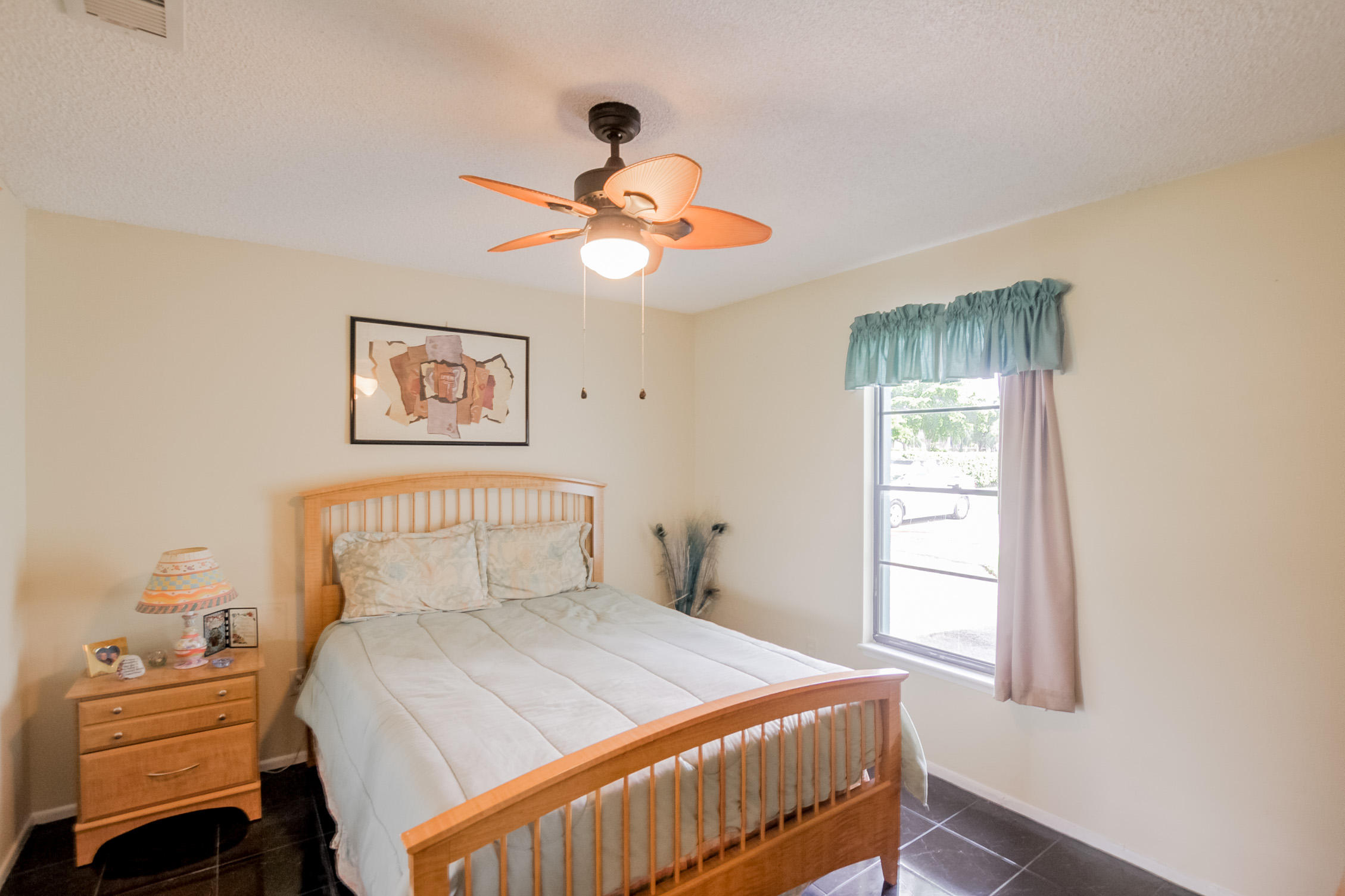 RIVER OAKS - Residential