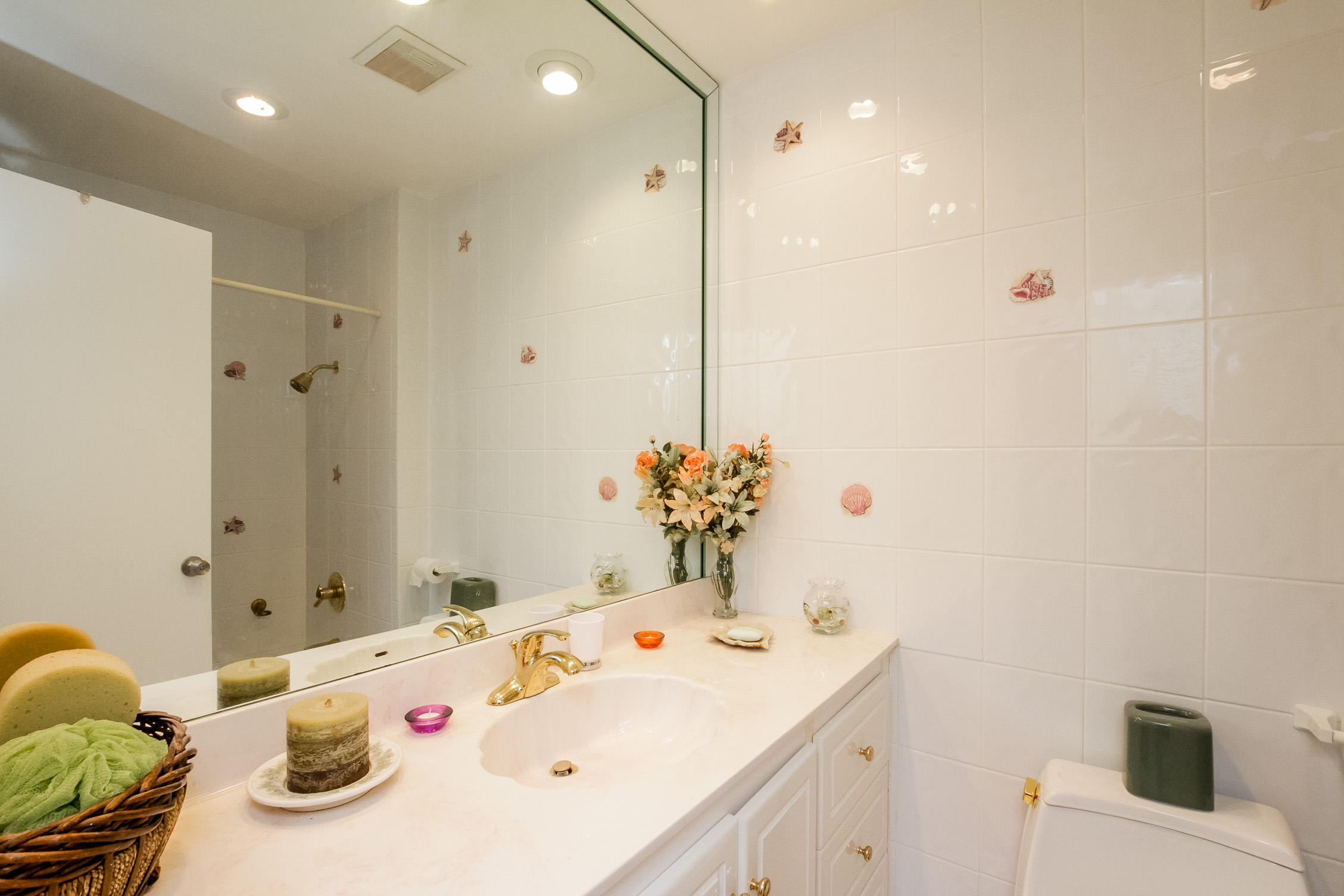 RIVER OAKS - Residential