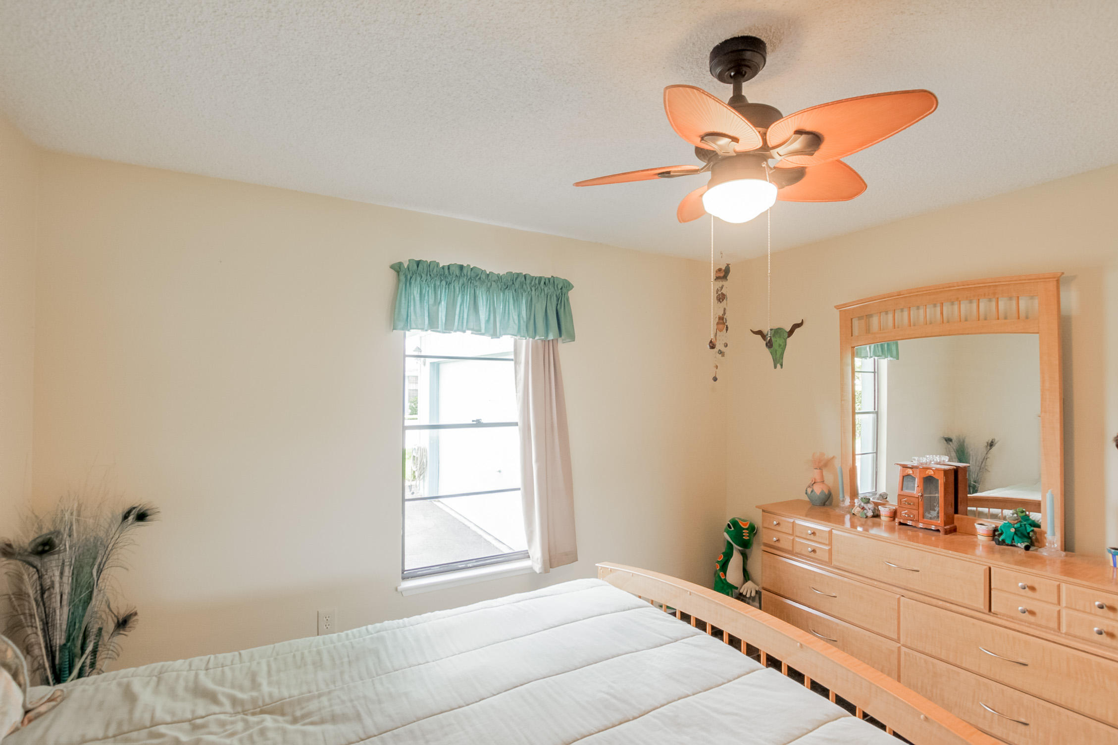 RIVER OAKS - Residential