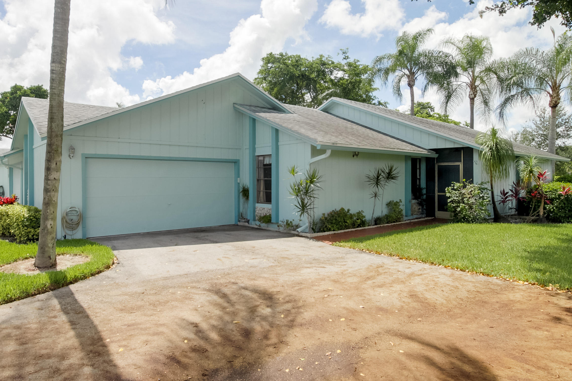 RIVER OAKS - Residential