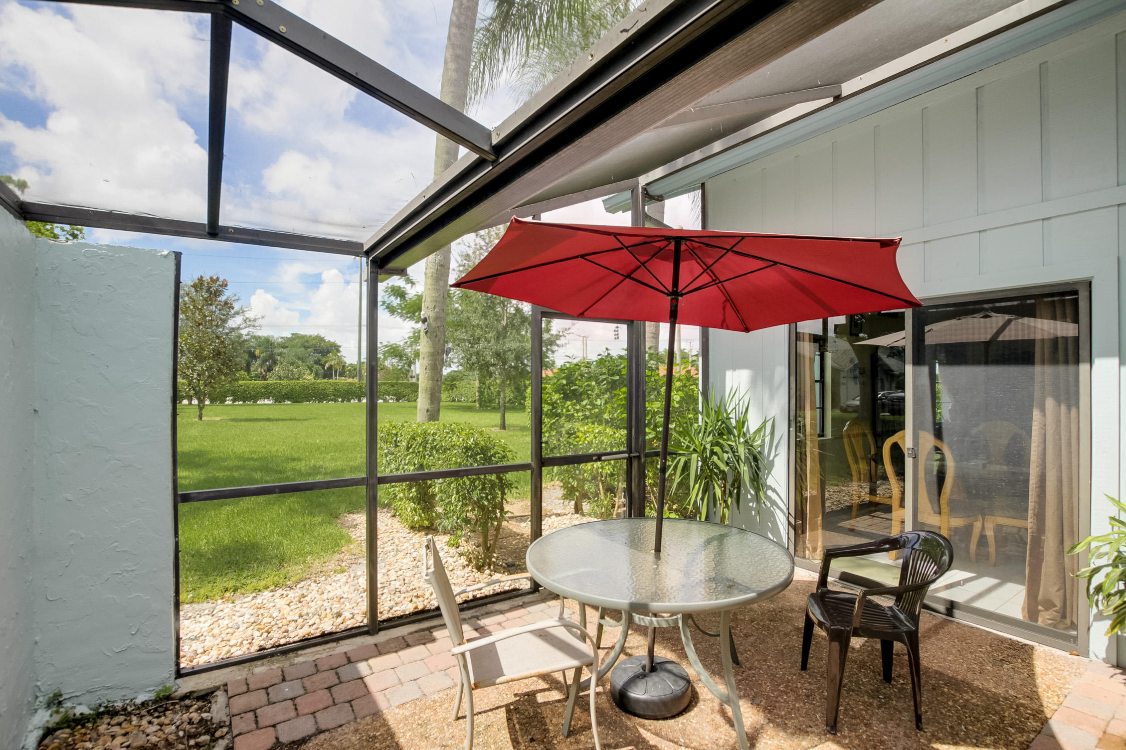 RIVER OAKS - Residential