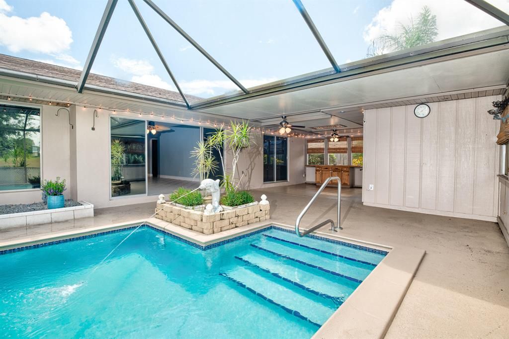 Photo of 1961 SE Erwin Road, Port Saint Lucie, FL 34952 (MLS # R10721984)