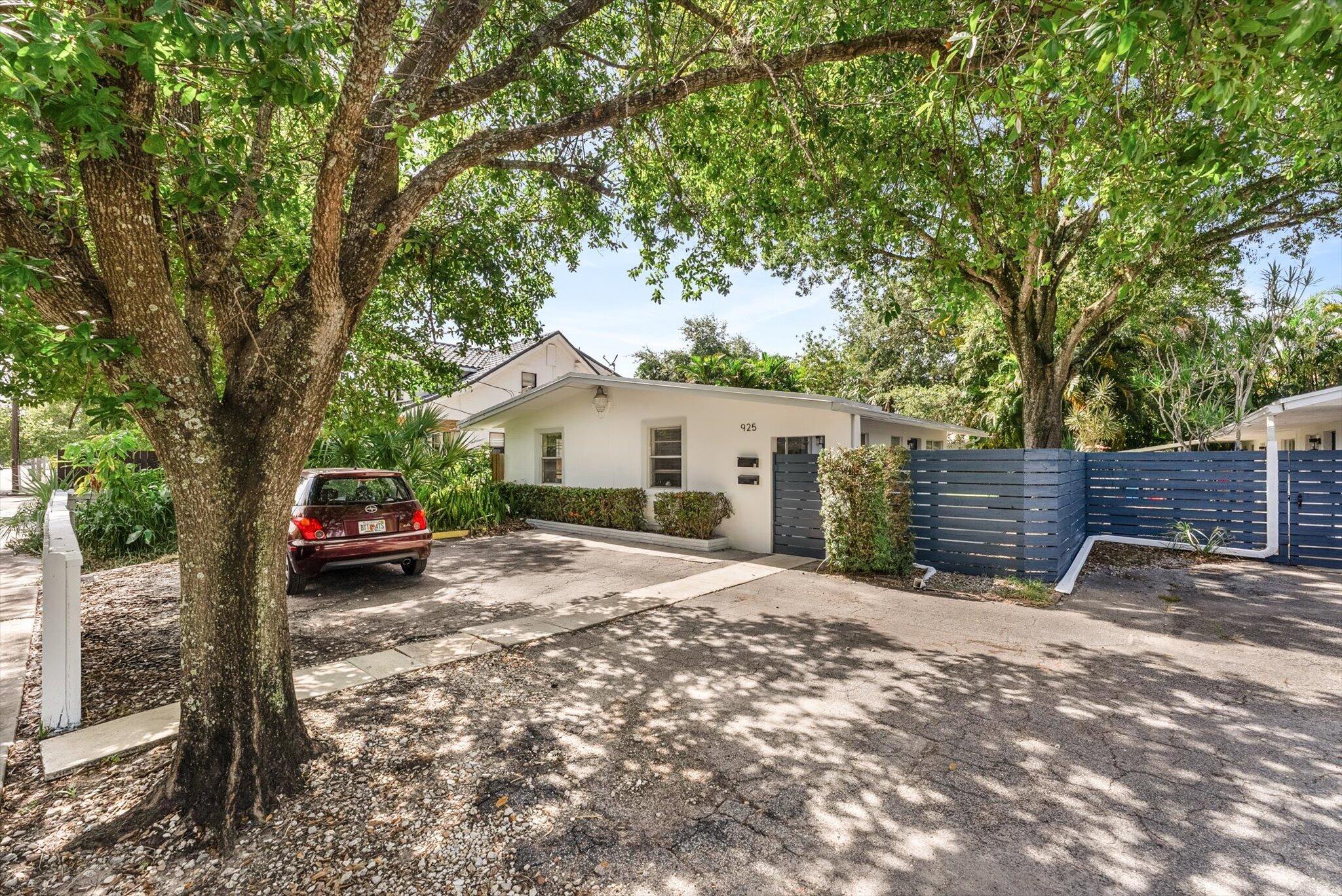 923 W Las Olas Boulevard 1-2