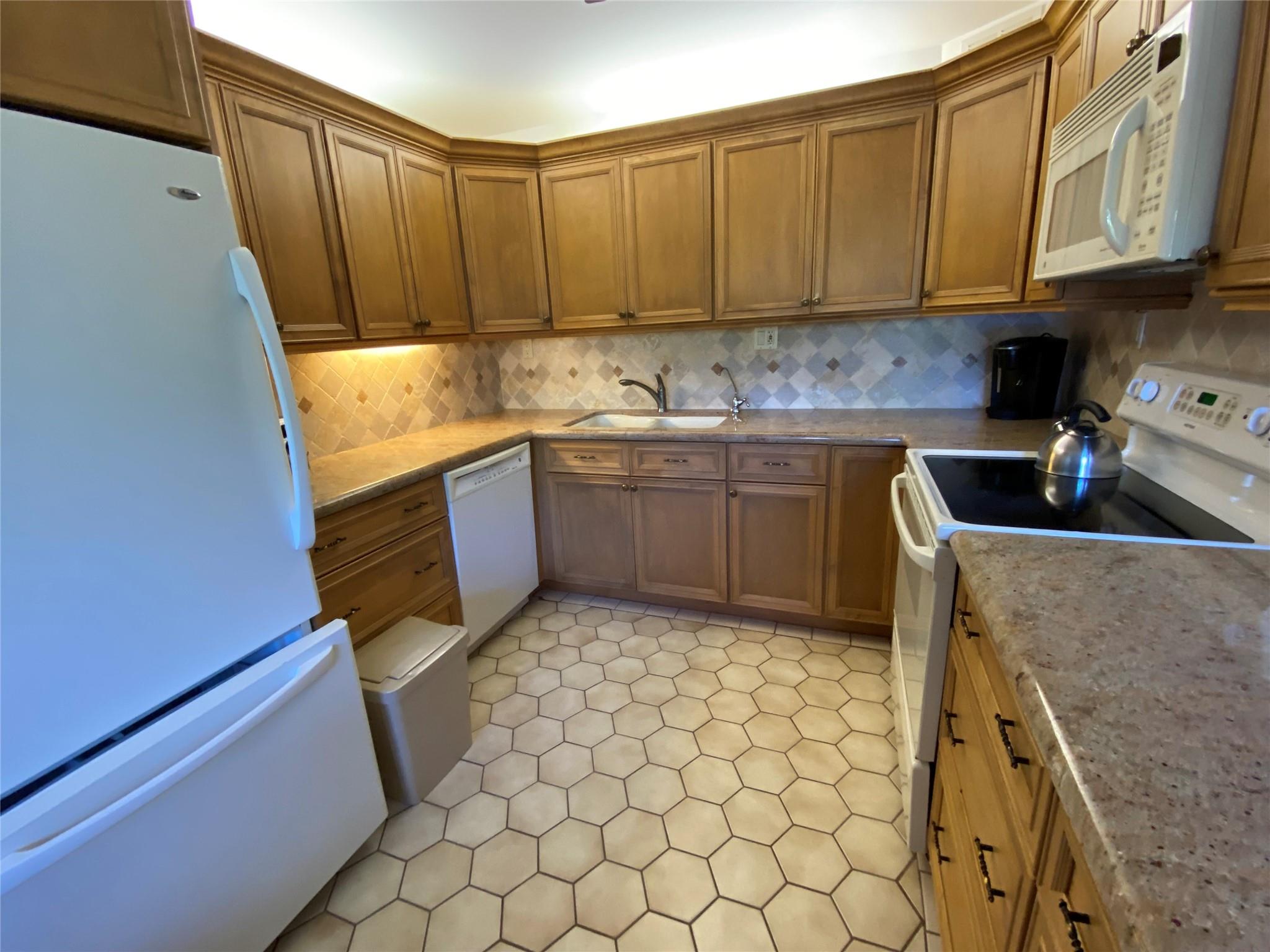 Century Village East - Residential