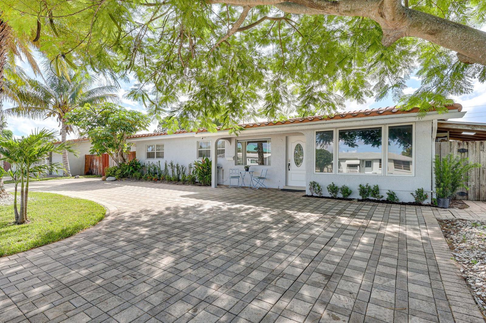 1313 SE 1ST Way
