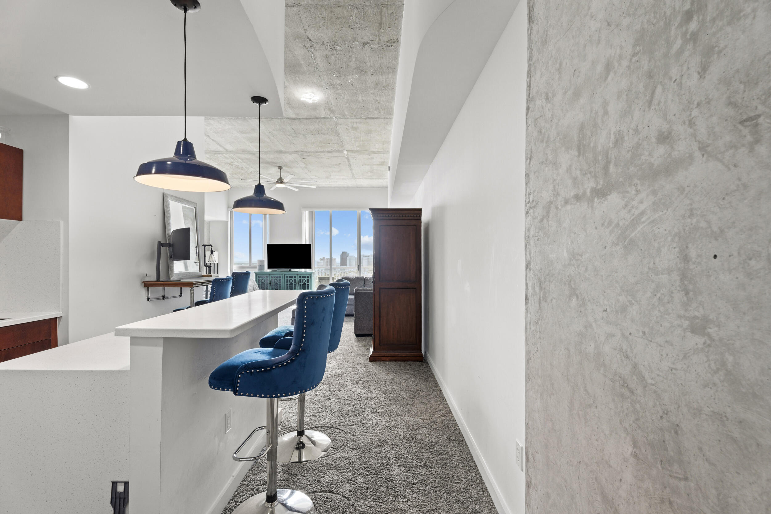 EDGE CONDO - Residential