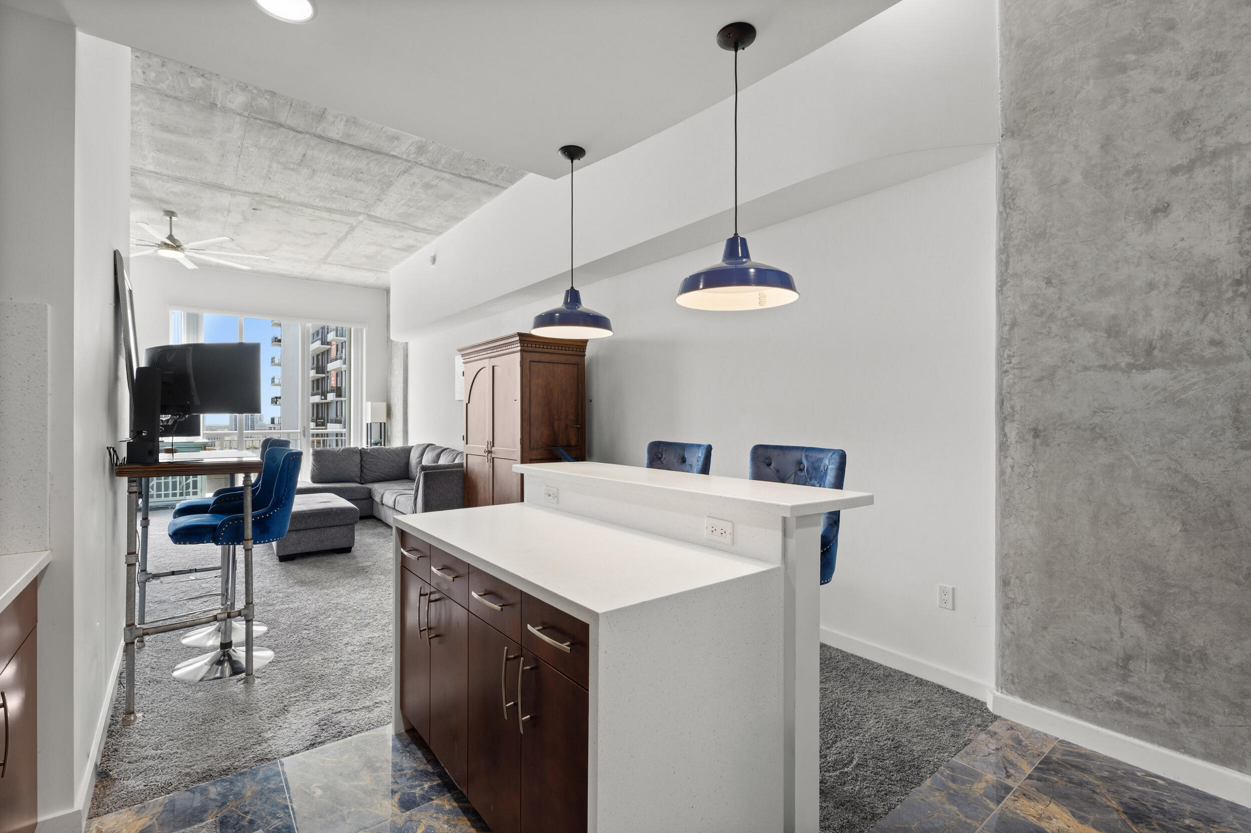 EDGE CONDO - Residential