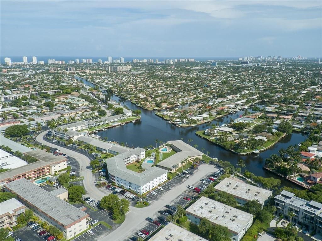 Photo of 600 Pine Dr Dr #305, Pompano Beach, FL 33060 (MLS # F10334898)