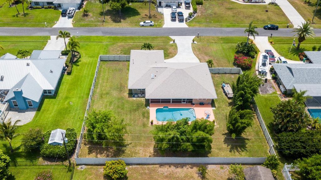 Photo of 2962 SE Darien Road, Port Saint Lucie, FL 34952 (MLS # F10549655)