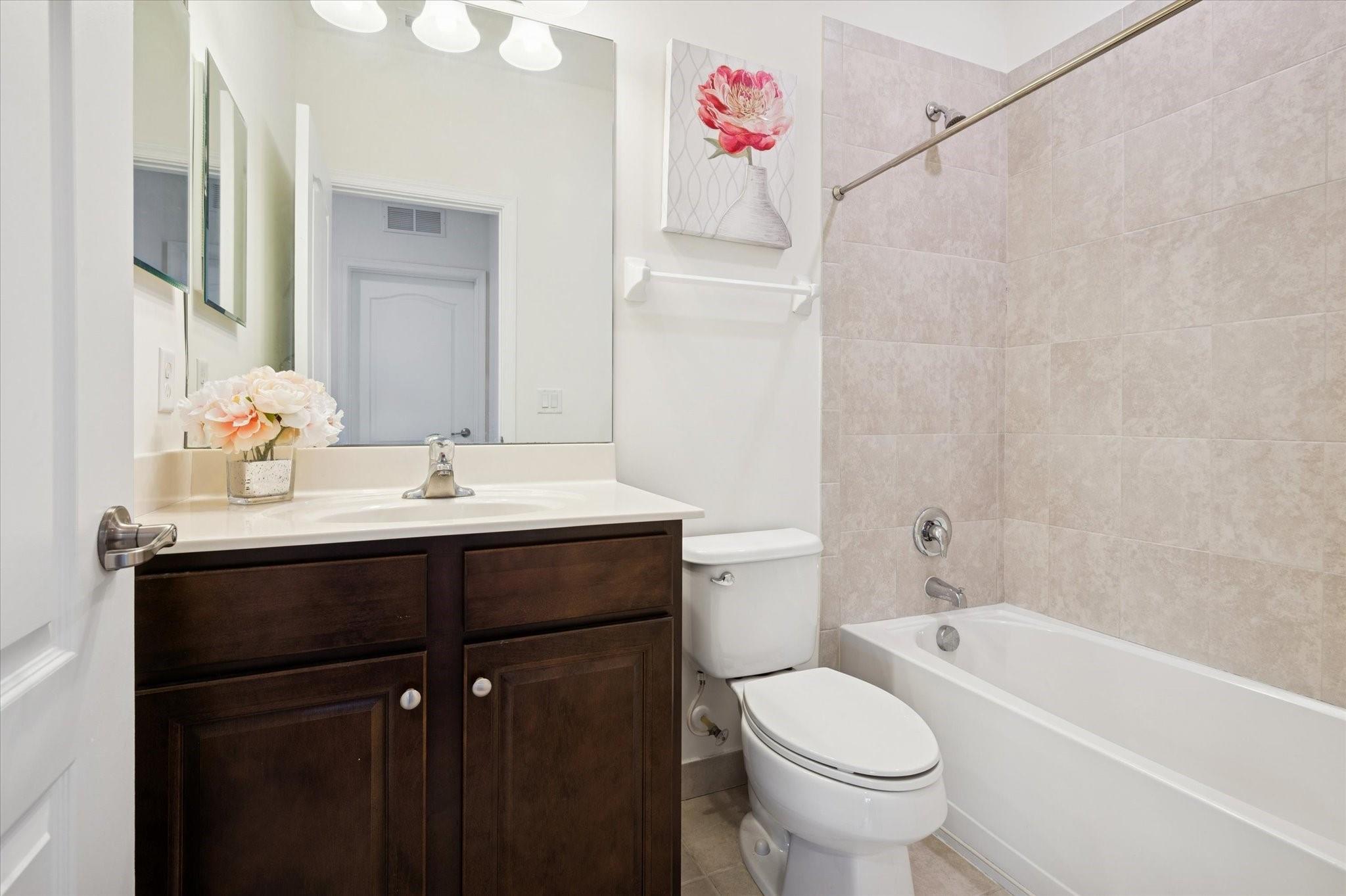 Silverwood Estates - Residential Lease