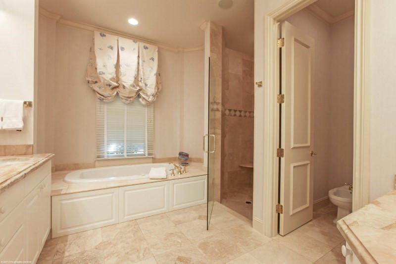 El Paraiso - Residential