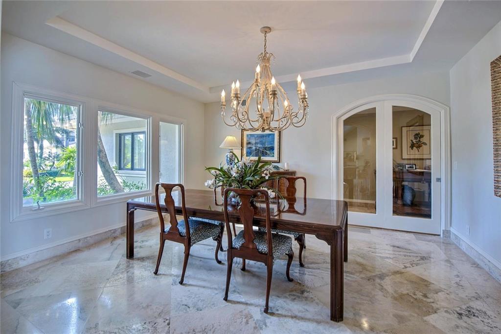 Lucille Island 37-19 B - Land