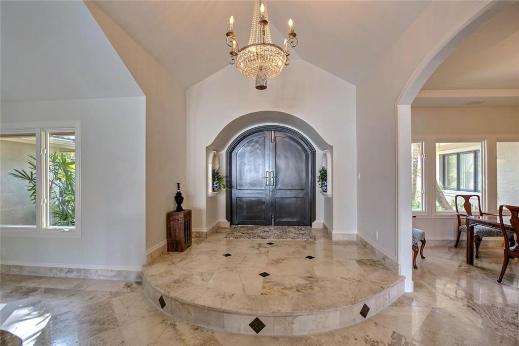 Lucille Island 37-19 B - Land