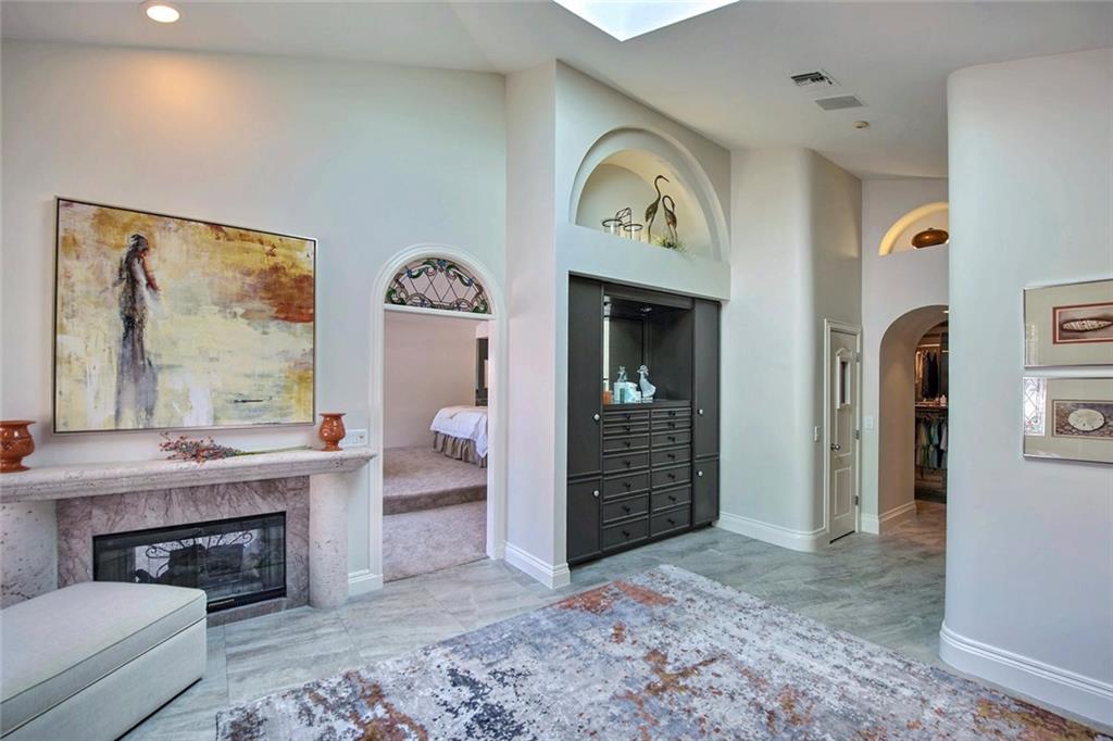 Lucille Island 37-19 B - Land