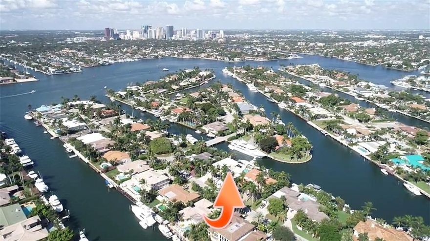 BUILD A $2,000+ A SQUARE FOOT SPEC HOUSE AND SELL FOR $20,000,000 +/- AND MAKE A HUGE PROFIT! PRESTIGIOUS HARBOR BEACH LIVABLE TEAR DOWN WITH WIDE WATER VIEWS OF 2 CONVERGING RIVERS! FREE HOUSE! HOUSE! LAND VALUE DEAL! LOWEST PRICED NO FIXED BRIDGE PROPERTY HARBOR BEACH! PRIME LOCATION OVERLOOKING WIDE WATER WHERE THE DIANE AND CORDELIA RIVER INTERSECT! Boaters Paradise with 360' wide turning basin for the avid Yachtsman! Broward County's most prestigious neighborhood, mega yachts, billionaires & private 2 Acre Harbor Beach Club on the deep blue waters of the Atlantic! Situated on a deep water lot, 95' dock & 140' deep from street to dock. Large 2 Story Residence offers a renovated 4 bedrooms + Den (could be 5 bed+office).  AWESOME OPPORTUNITY TO MAKE BIG BUCKS!