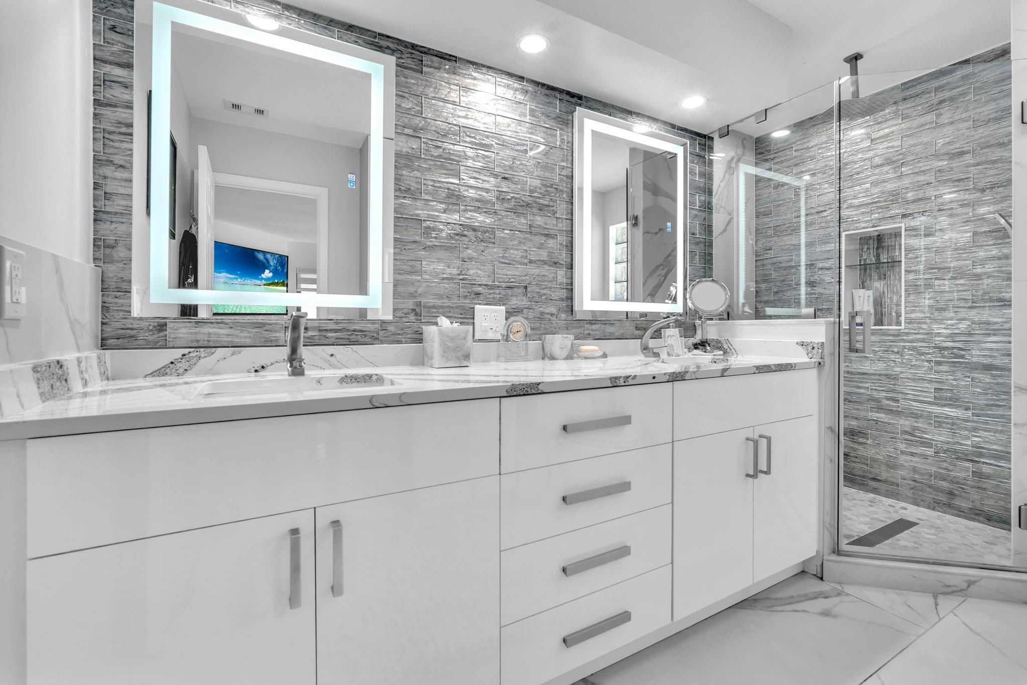 Jacaranda Area 933 97-47 - Residential