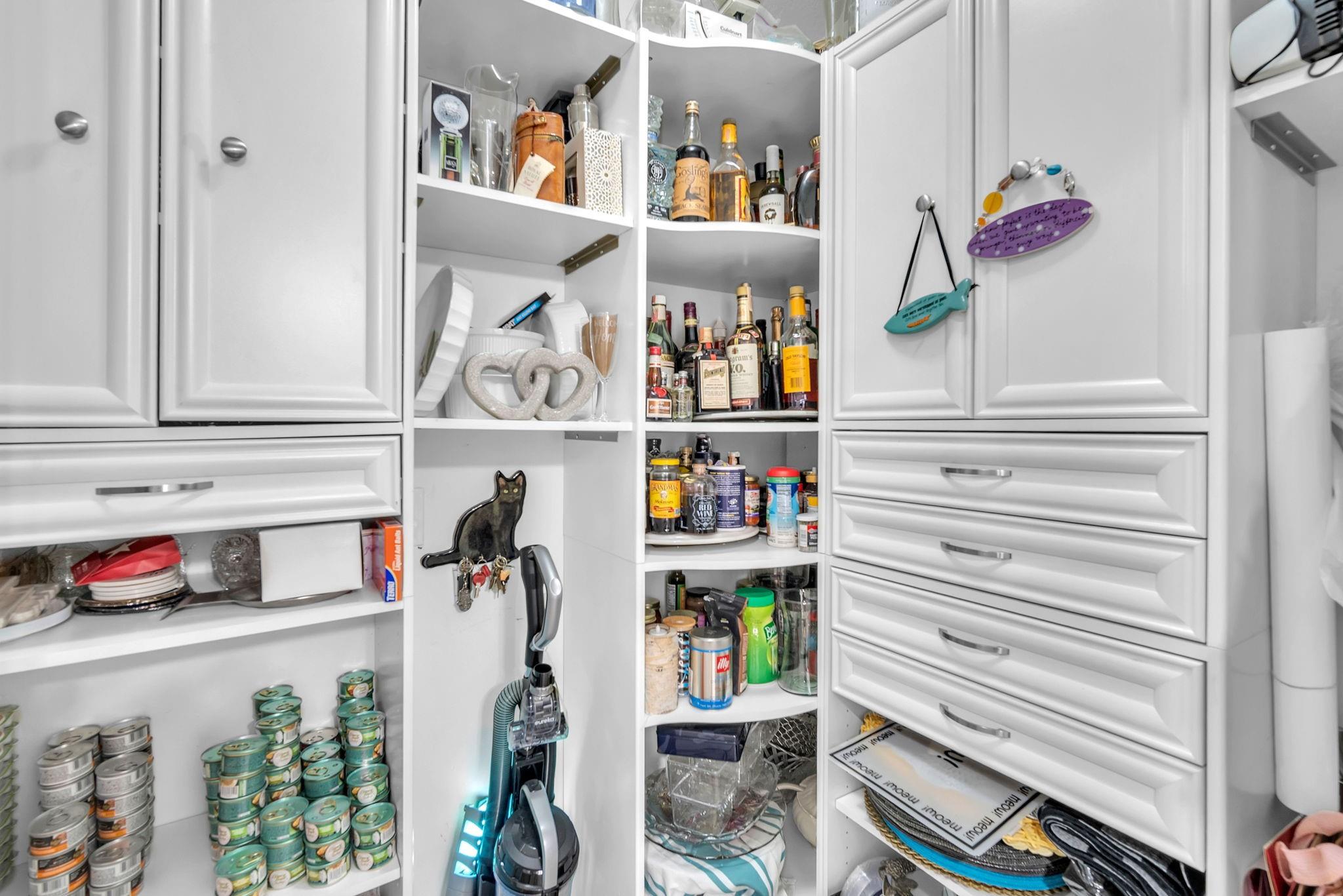 Jacaranda Area 933 97-47 - Residential