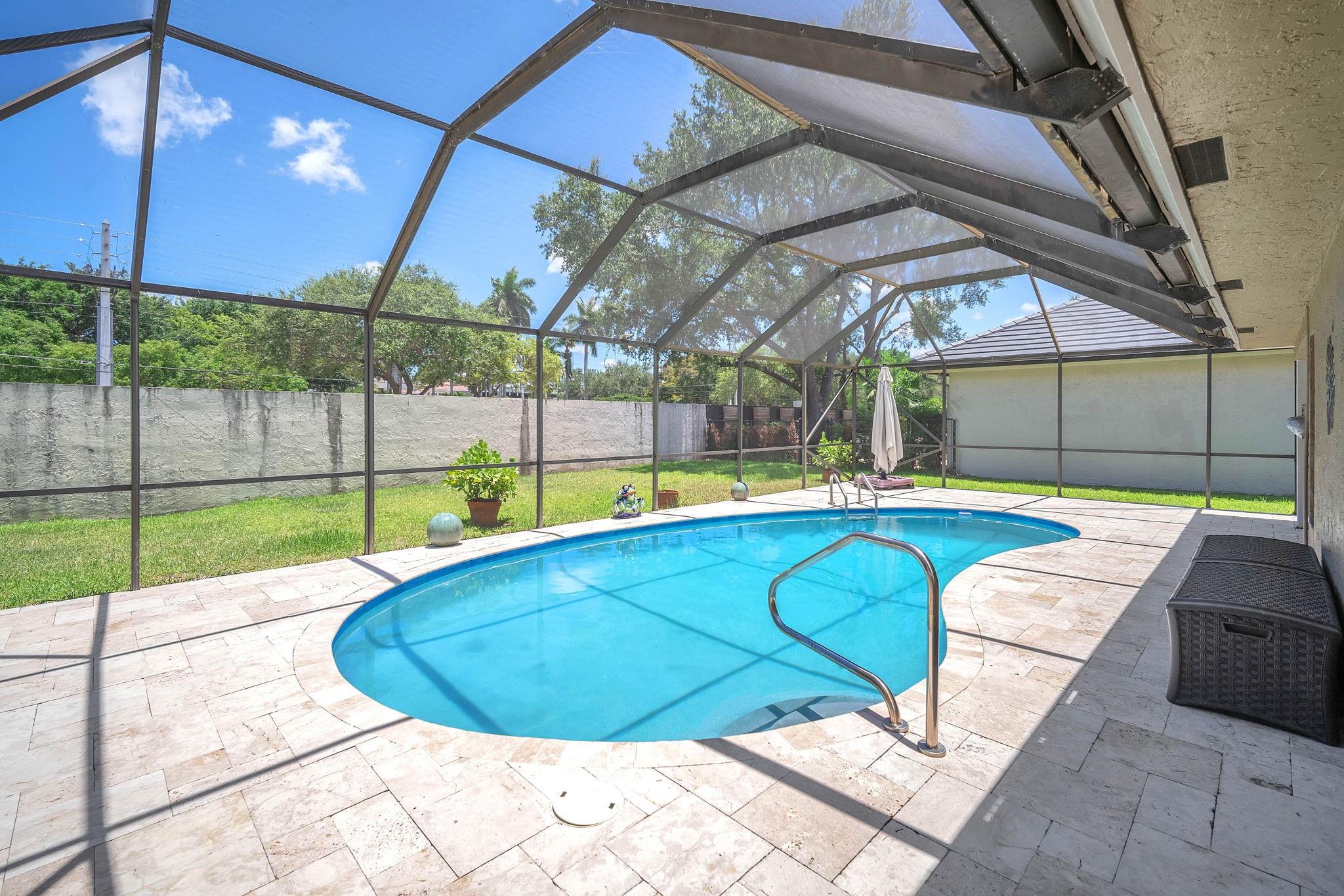 Jacaranda Area 933 97-47 - Residential