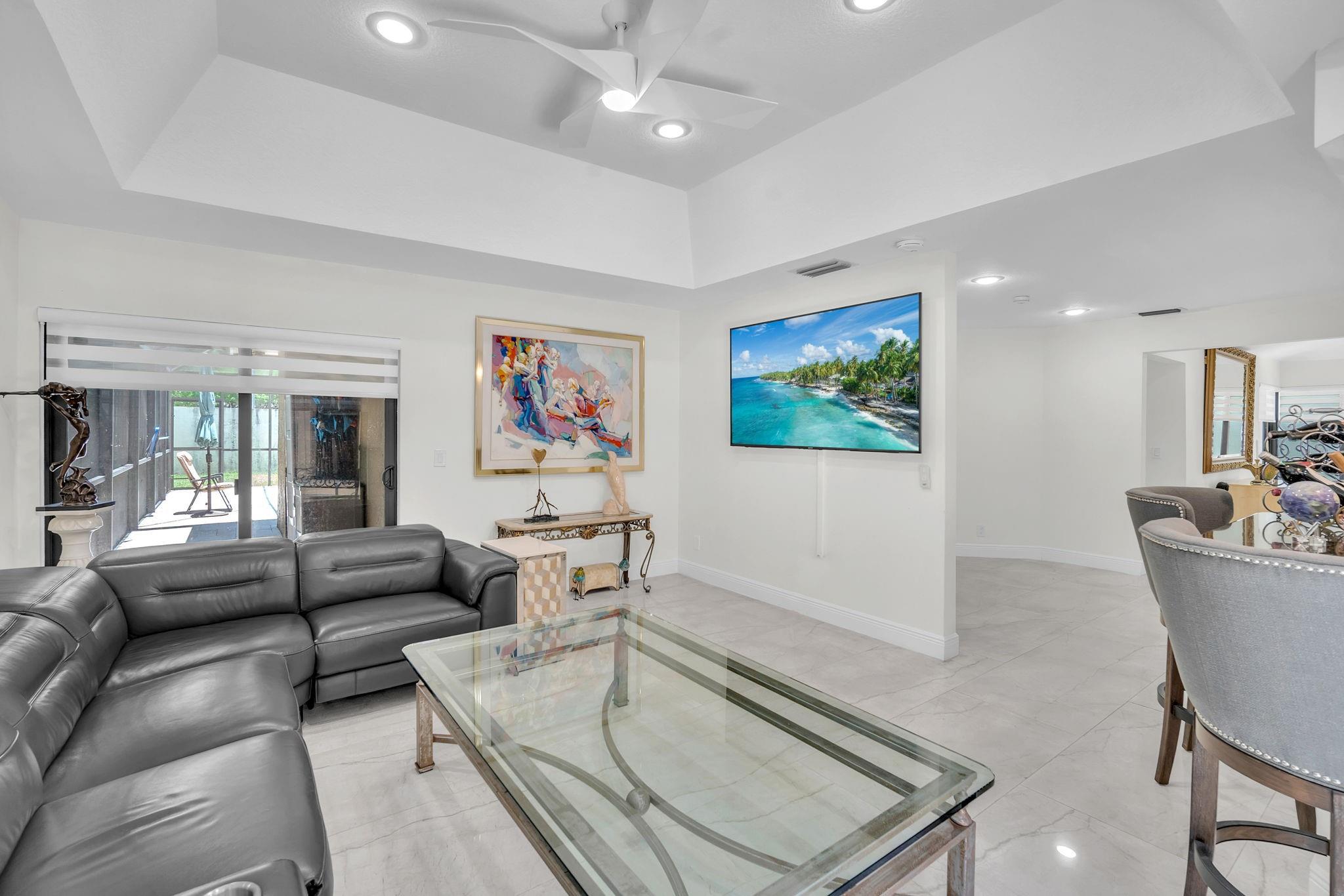 Jacaranda Area 933 97-47 - Residential